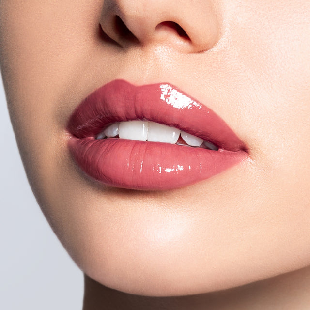 How To Create The Classic Lip Look